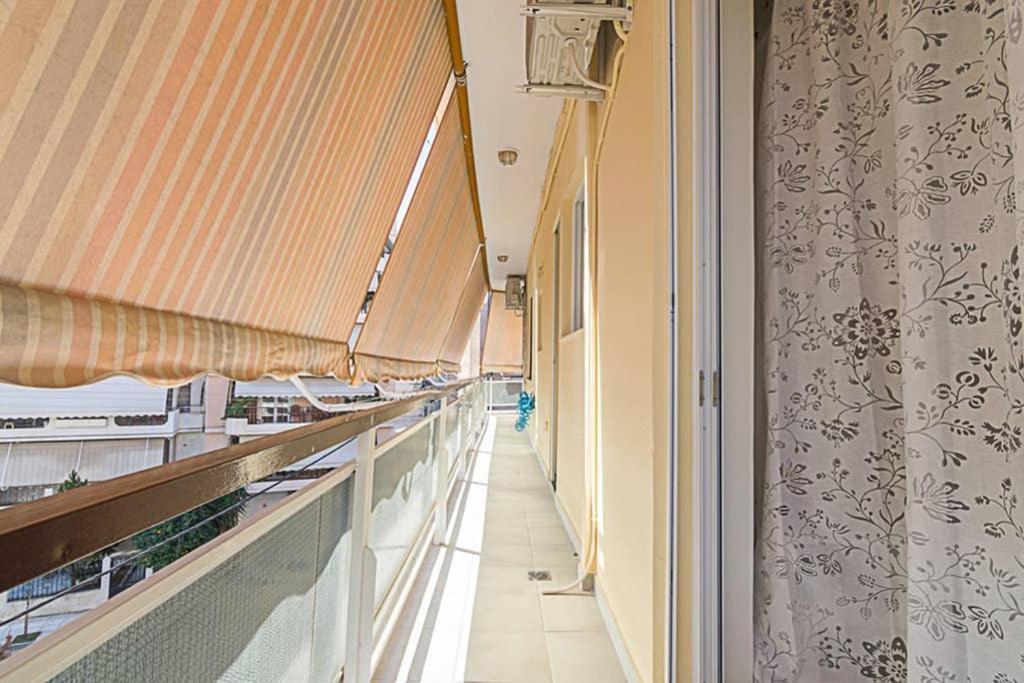 Cozy Flat With 1 Bedroom Next To Metro Station Athens Exterior photo